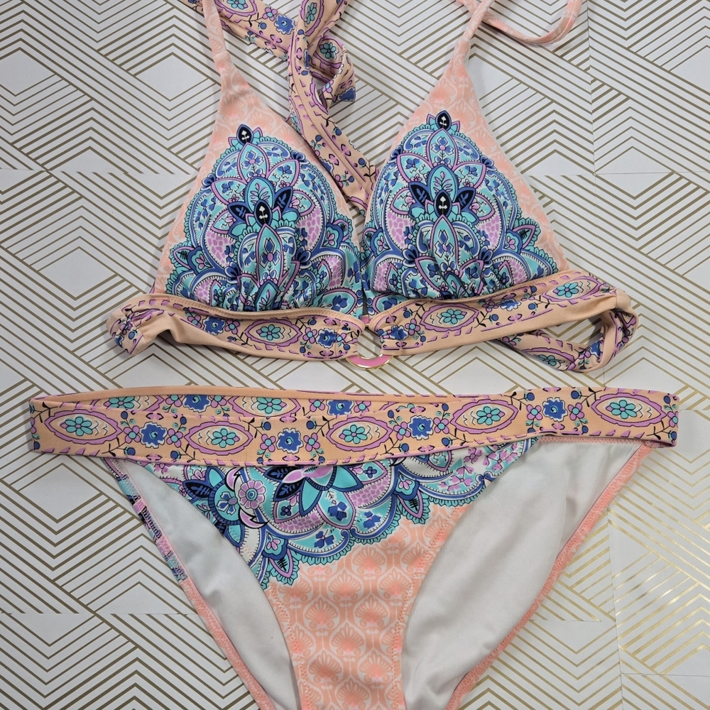 Victoria's Secret bikini